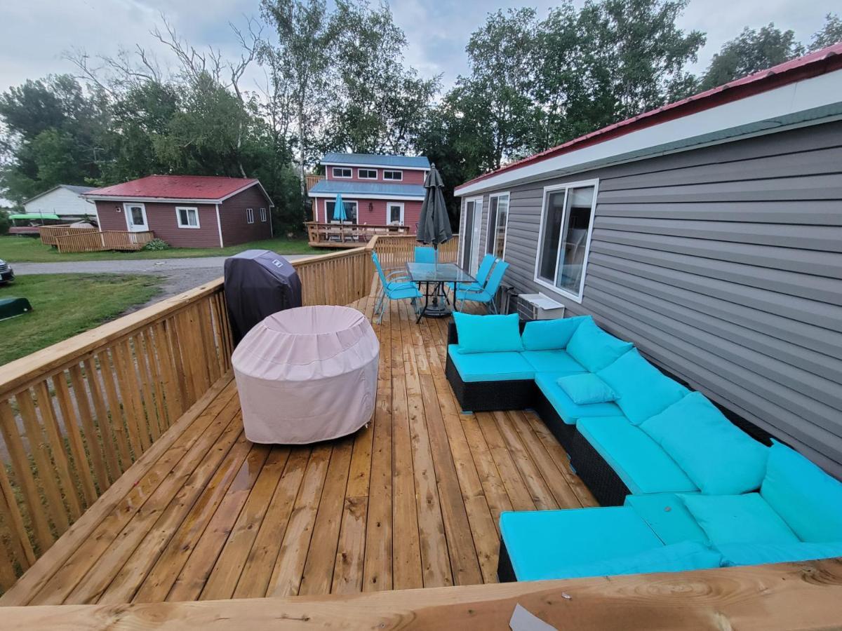 Stoneburg Cove Cottages Carrying Place Екстер'єр фото