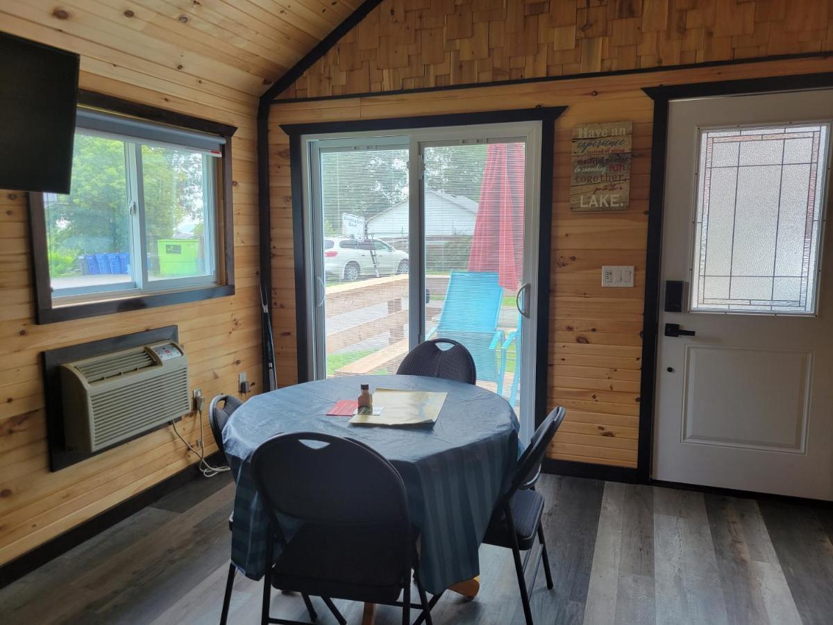 Stoneburg Cove Cottages Carrying Place Екстер'єр фото