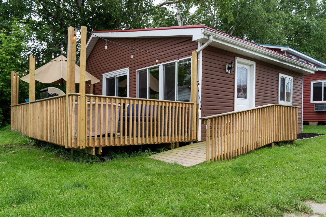 Stoneburg Cove Cottages Carrying Place Екстер'єр фото