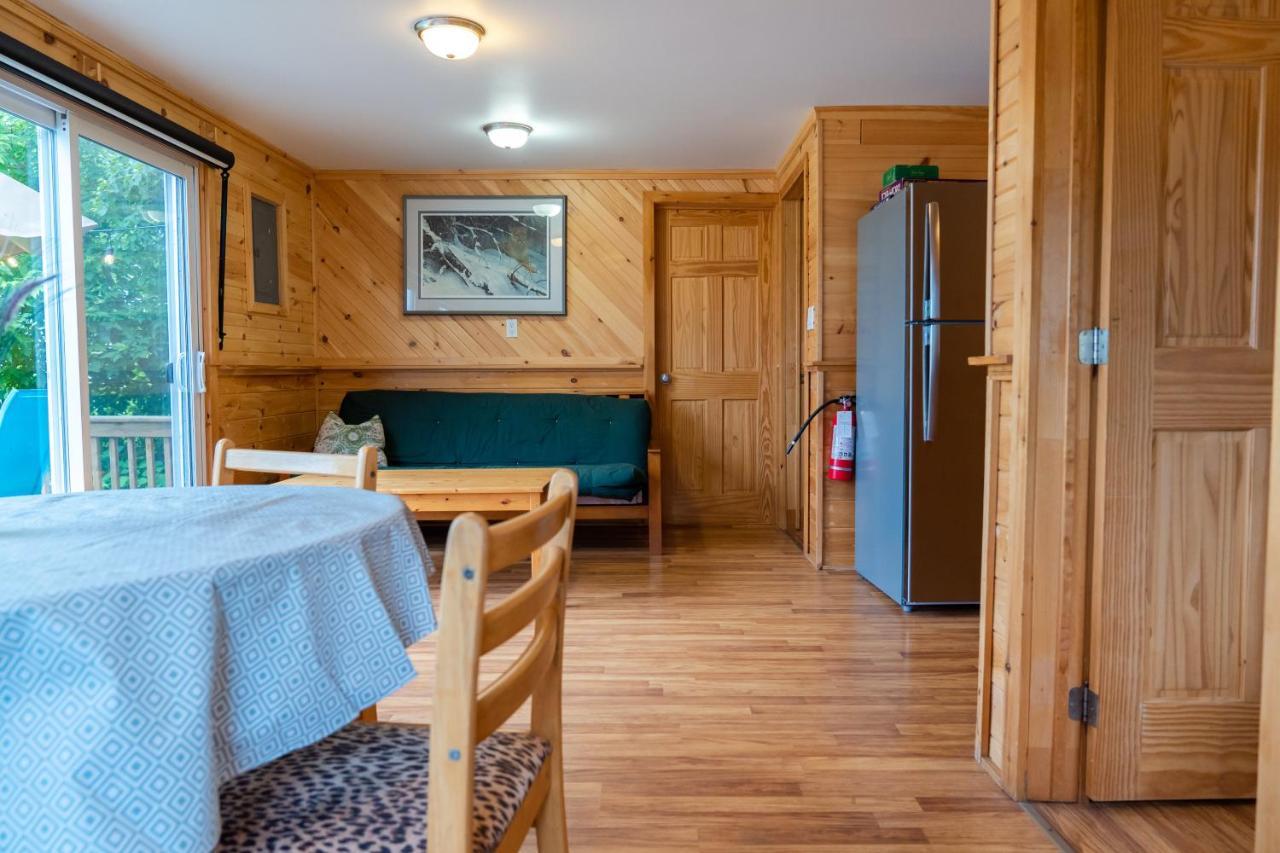 Stoneburg Cove Cottages Carrying Place Екстер'єр фото