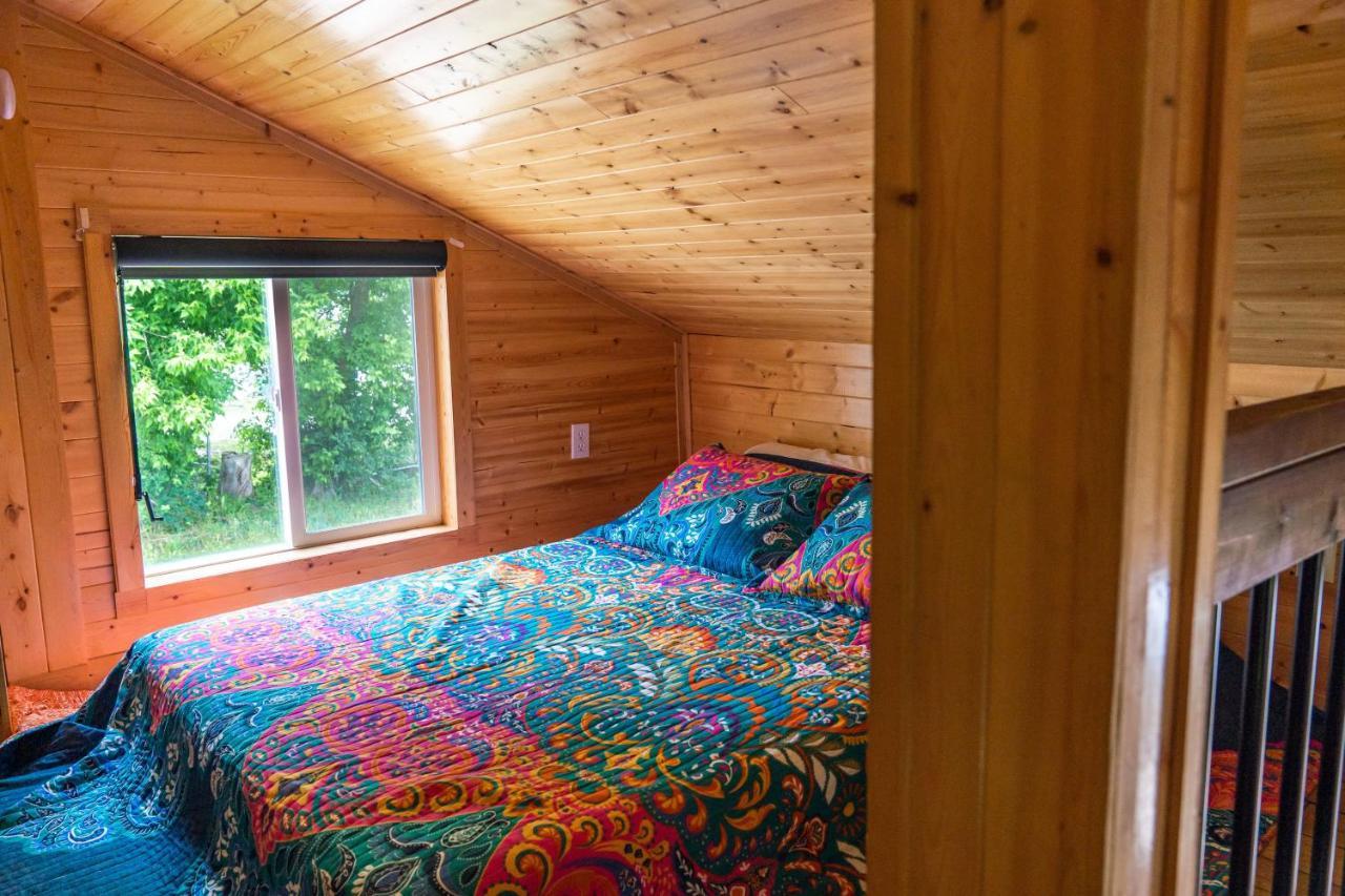 Stoneburg Cove Cottages Carrying Place Екстер'єр фото